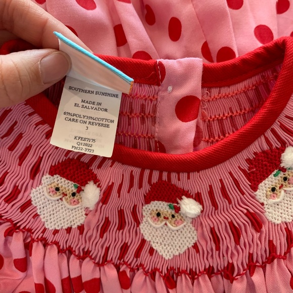 Vguc southern sunshine smocked Santa dress - Picture 2 of 2